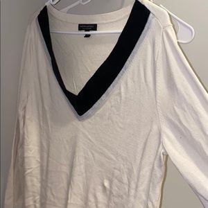 banana republic soft V neck sweater